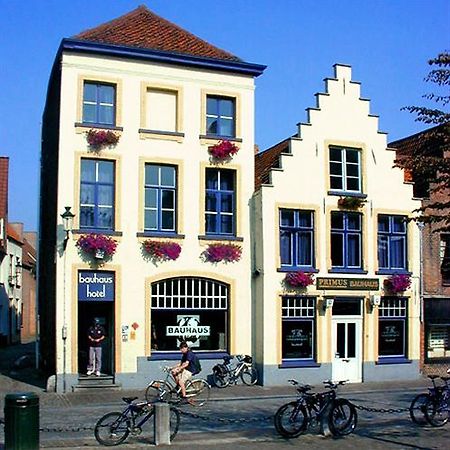 St Christopher'S Inn Hostel At The Bauhaus Bruges Esterno foto