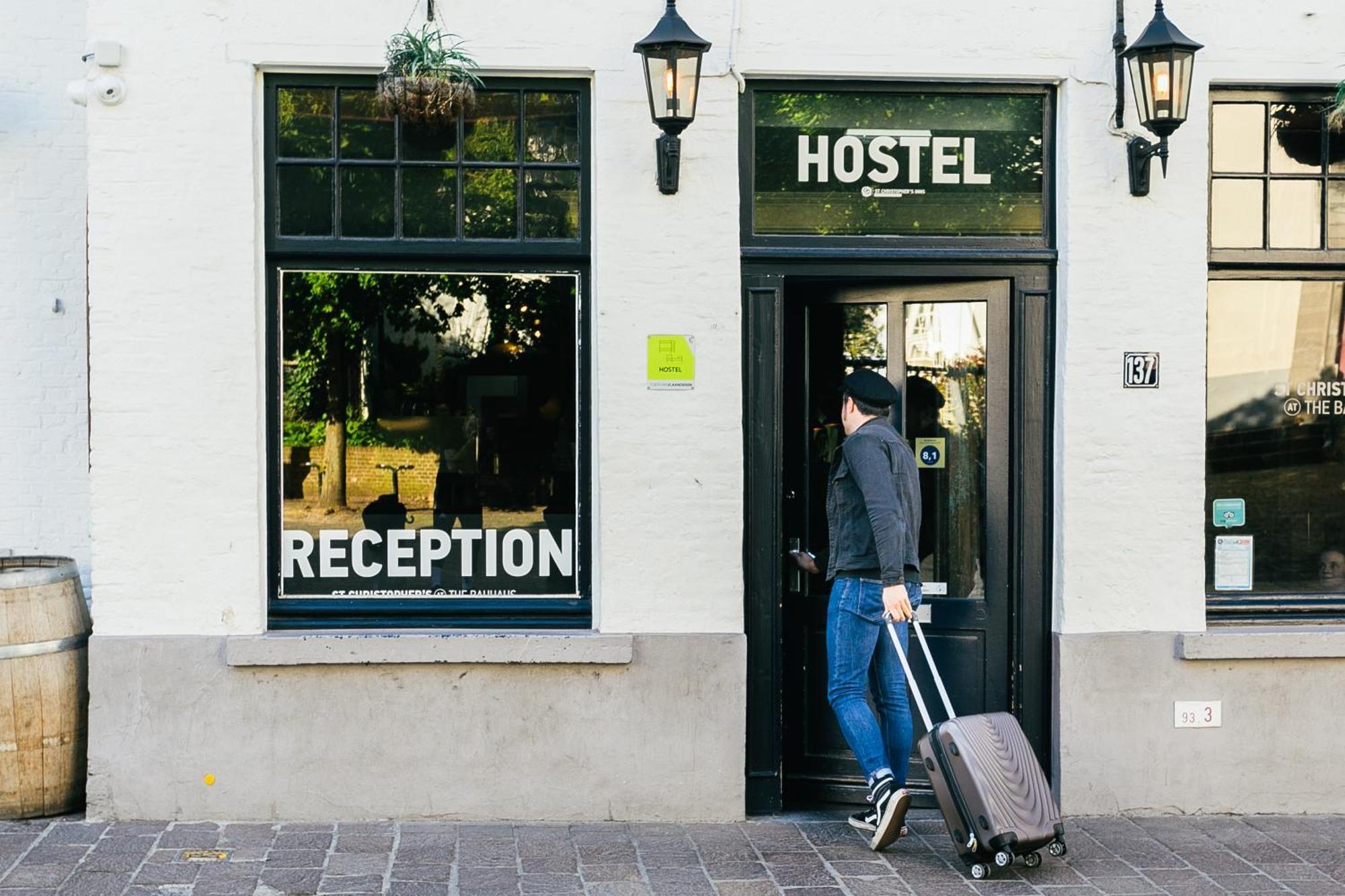 St Christopher'S Inn Hostel At The Bauhaus Bruges Esterno foto