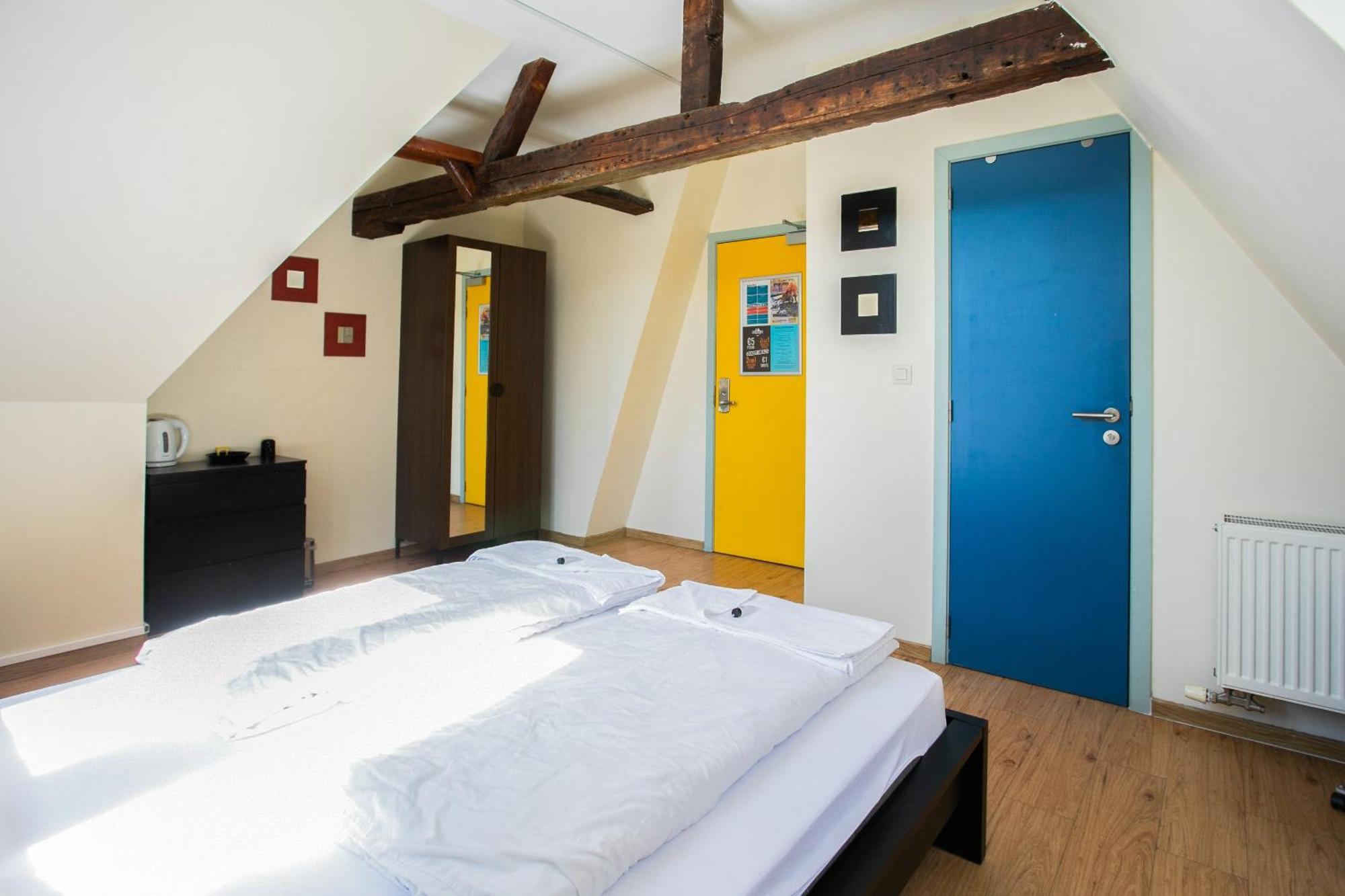 St Christopher'S Inn Hostel At The Bauhaus Bruges Camera foto